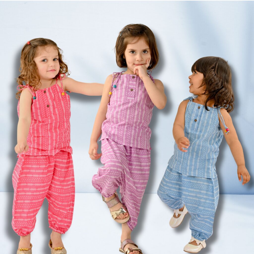 tiny bunnies baby clothing 1-2 2-3 3-4 years children apparels cotton clothing sets top pant pajama shirt shorts skirts fabrics comfort dresses